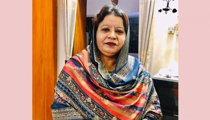 মন্ত্রীর বাড়িতেই বিদ্রোহী প্রার্থী, তৃণমূলে সমালোচনার ঝড়