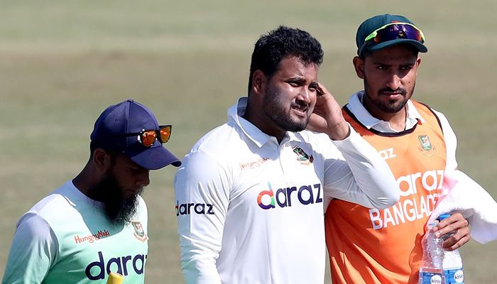 মাথায় আঘাত লেগে হাসপাতালে ইয়াসির