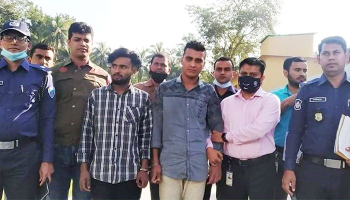 কুমিল্লায় জোড়া খুন: আরও ২ জন গ্রেফতার