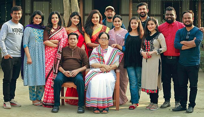ধারাবাহিক নাটকে দর্শক কী দেখছেন?