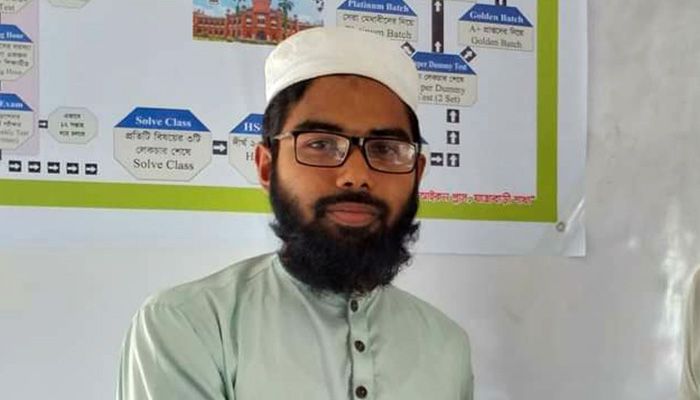 ঢাবির ‘খ’ ইউনিটে প্রথম হওয়া জাকারিয়াকে নিয়ে কোচিংয়ের টানাহেঁচড়া