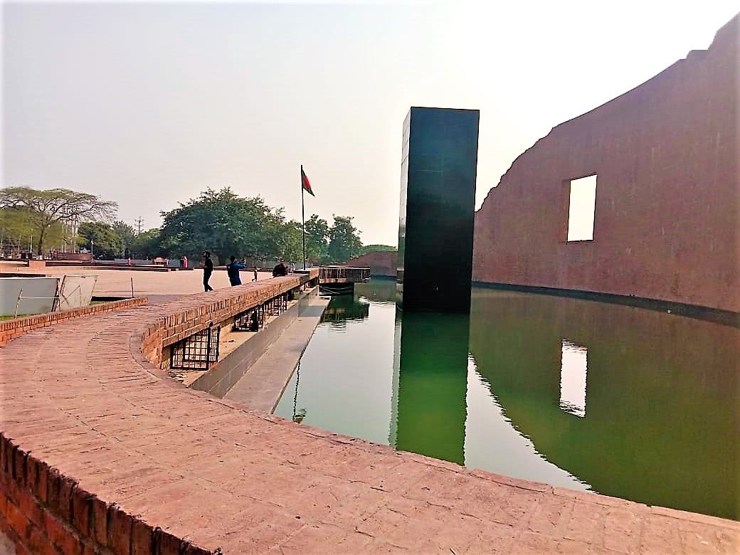 Ogizda siyish fotosurati