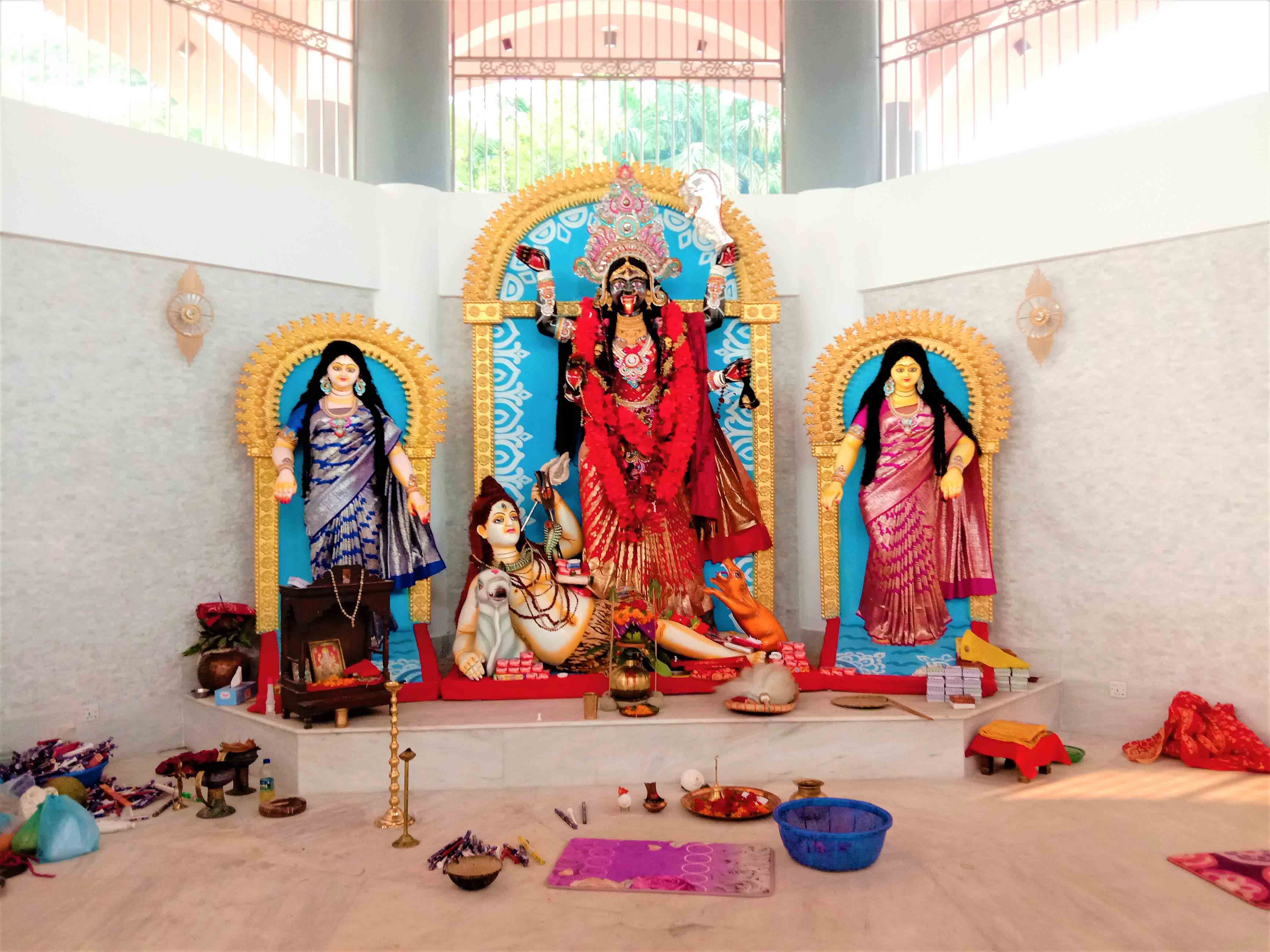 ঘুরে আসুন ঐতিহ্যের রমনা কালী মন্দির