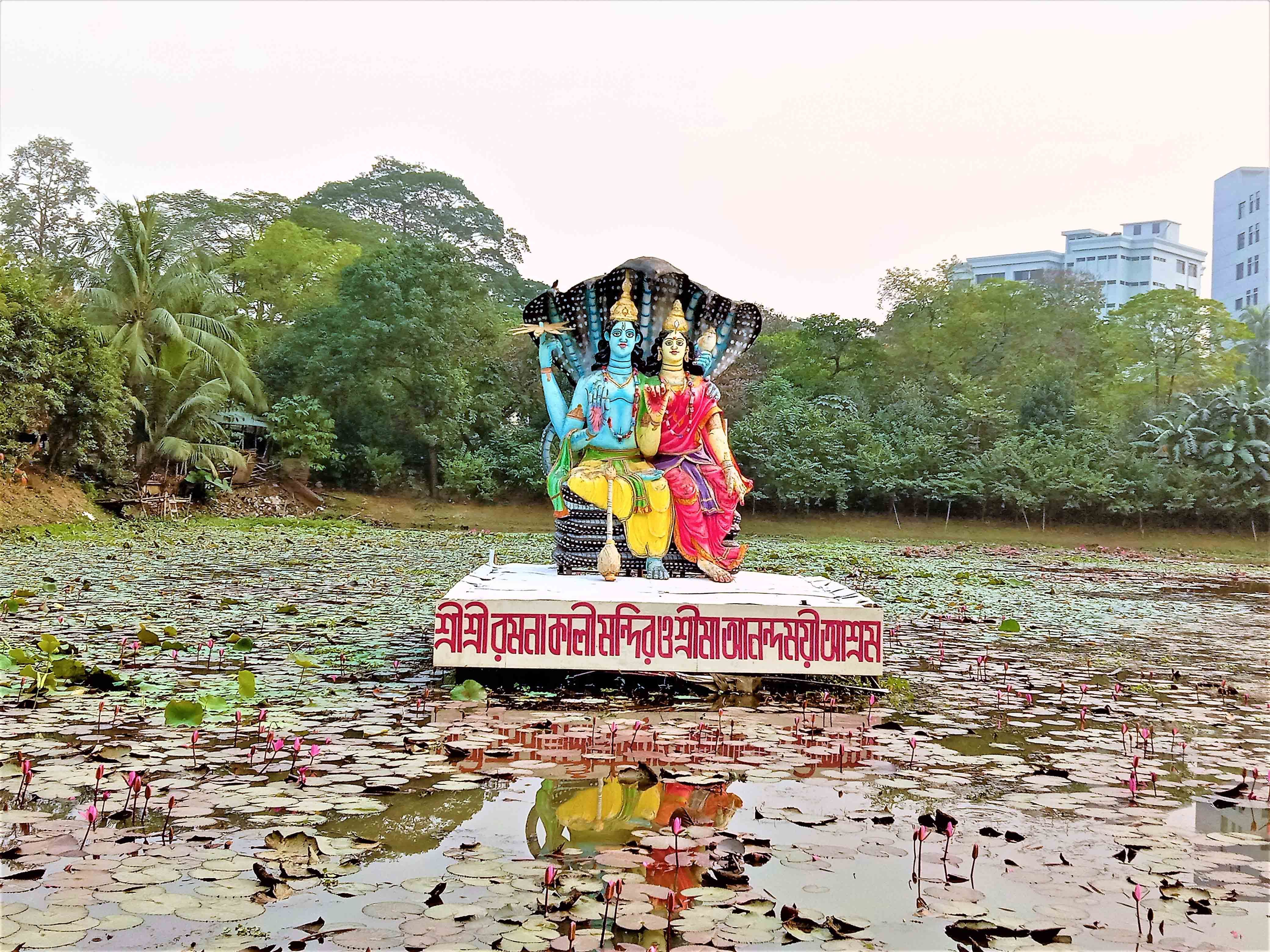 ঘুরে আসুন ঐতিহ্যের রমনা কালী মন্দির
