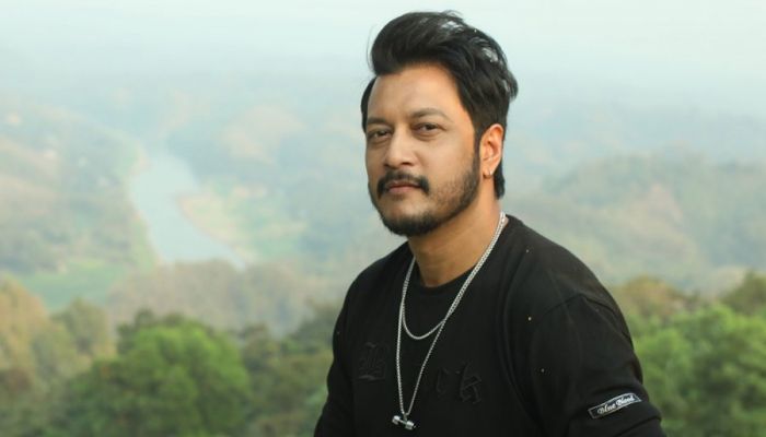 জিজ্ঞাসাবাদ শেষে র‍্যাব সদরদফতর ছেড়েছেন ইমন
