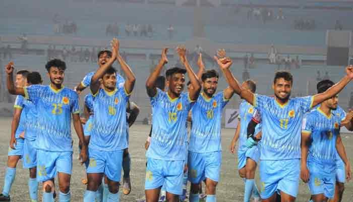 কলিনদ্রেসের নৈপুণ্যে ফাইনালে আবাহনী