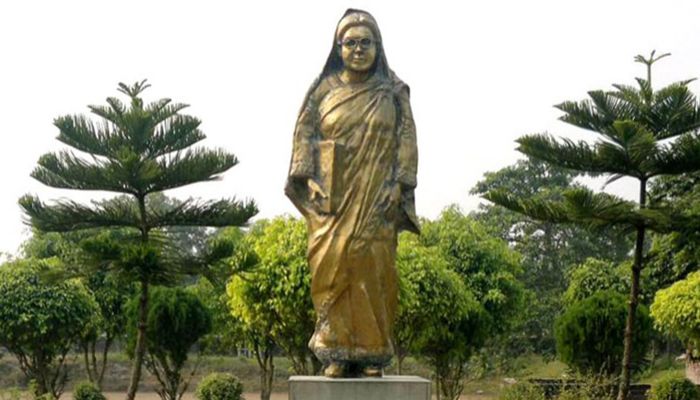 বেগম রোকেয়া দিবস আজ 