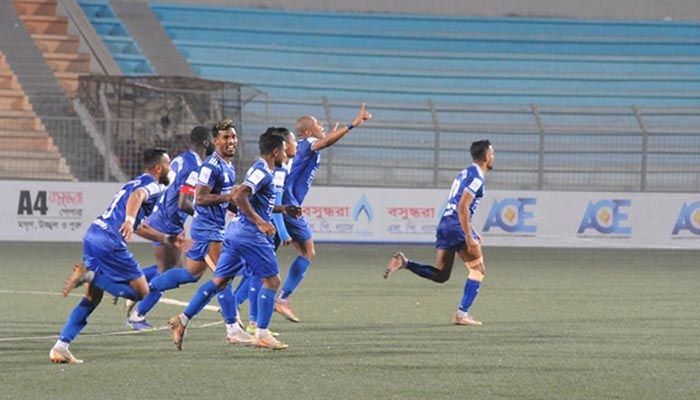 ৩০ শটের টাইব্রেকারে হারল আবাহনী