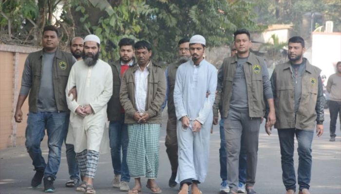 অস্ত্র ও বিস্ফোরকসহ ৩ জঙ্গি গ্রেপ্তার