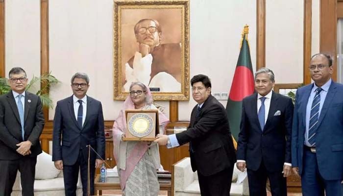 ‘আইডিএফ গ্লোবাল অ্যাম্বাসেডর’ পদক পেলেন প্রধানমন্ত্রী
