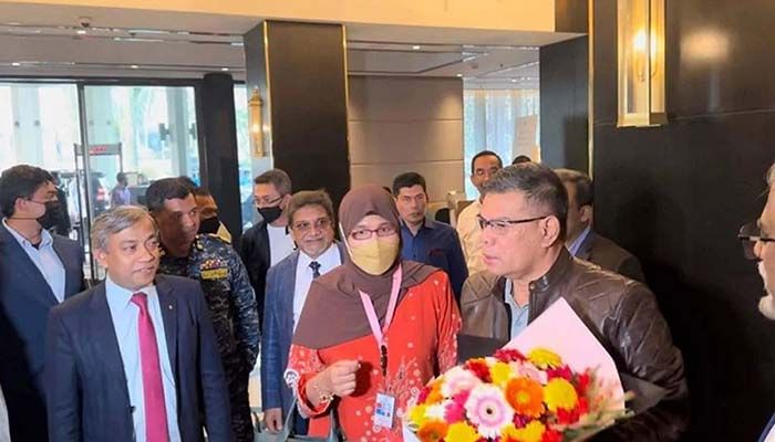 ঢাকায় মালয়েশিয়ার স্বরাষ্ট্রমন্ত্রী, শ্রমবাজারের জট খোলার আশা