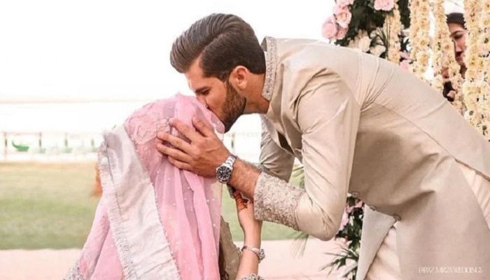 বিয়ের ছবি ভাইরাল হওয়ায় ‘হতাশ’ শাহিন আফ্রিদি