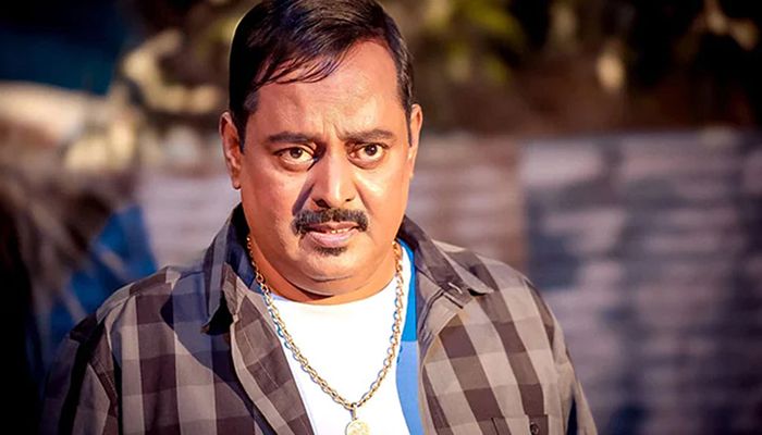 ডিপজলকে নিয়ে ভারতে হইচই