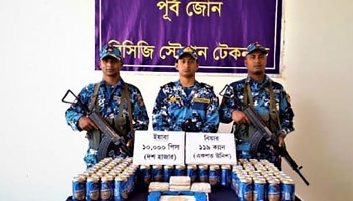 প্যারাবনে ইয়াবা-বিয়ার ফেলে রেখে পালালো পাচারকারী 