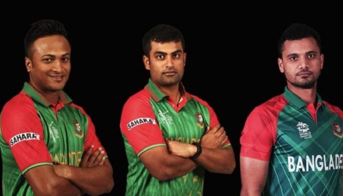 ভাষাশহীদদের প্রতি মাশরাফি-সাকিব-তামিমদের শ্রদ্ধা