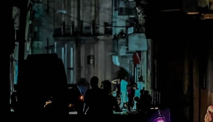 ২৫ মার্চ রাতে সারাদেশে ‘ব্ল্যাকআউট’ 