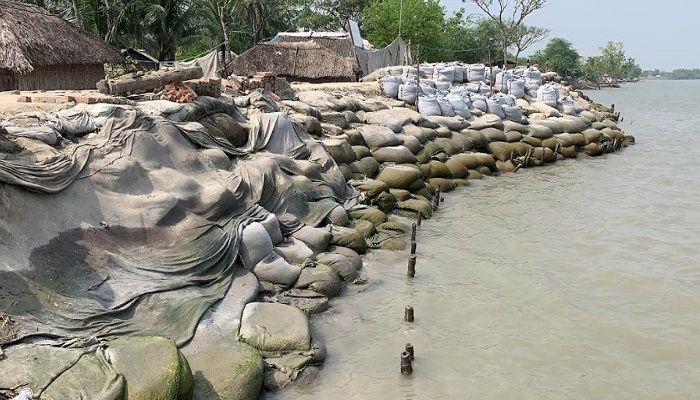 কাজ শুরুর আগেই ভাগবাটোয়ারা প্রকল্পের অর্থ 