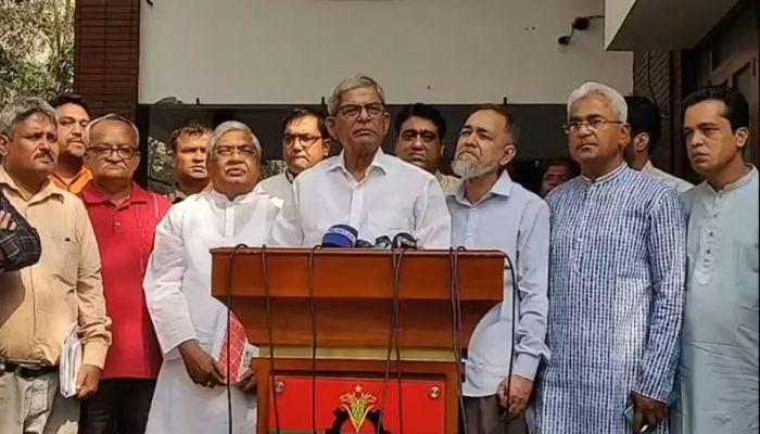 পরপর কেন বিস্ফোরণ, ফখরুলের প্রশ্ন