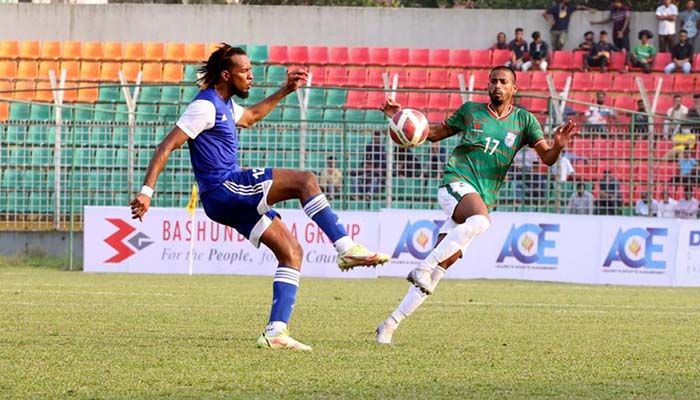 ঘরের মাঠে তিন বছর পর বাংলাদেশের লজ্জাজনক হার 