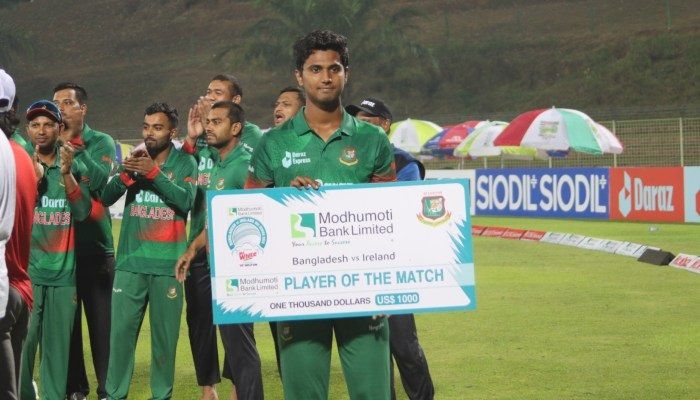 ৫ উইকেট পেয়েও কোনো উদযাপন করেননি হাসান