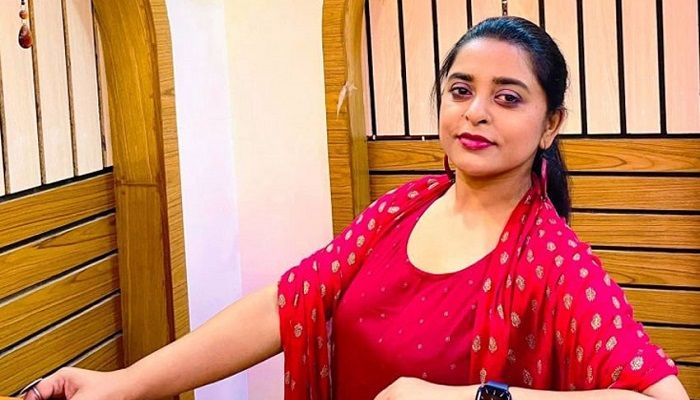 শিল্পকলা একাডেমির পরিচালকের দায়িত্বে জ্যোতি