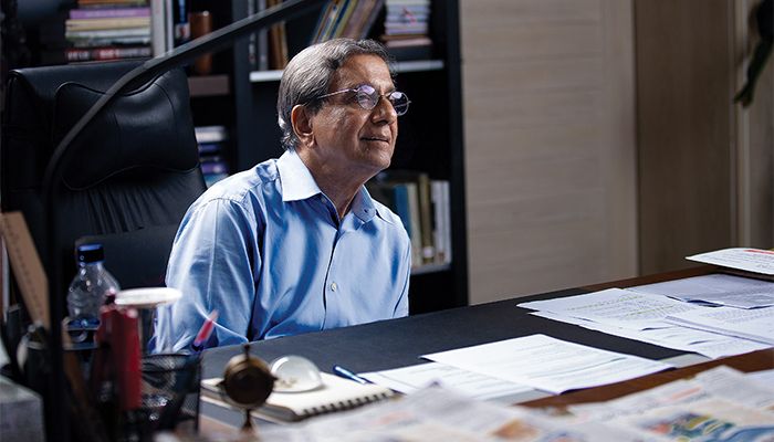 এবার প্রথম আলো’র সম্পাদকের বিরুদ্ধে মামলা