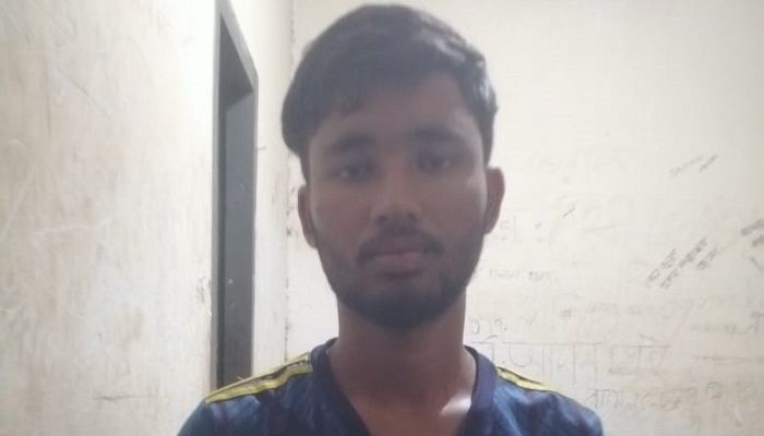 পর্যটন কেন্দ্রে ৩ নারীকে ধর্ষণ চেষ্টা: যুবক গ্রেপ্তার