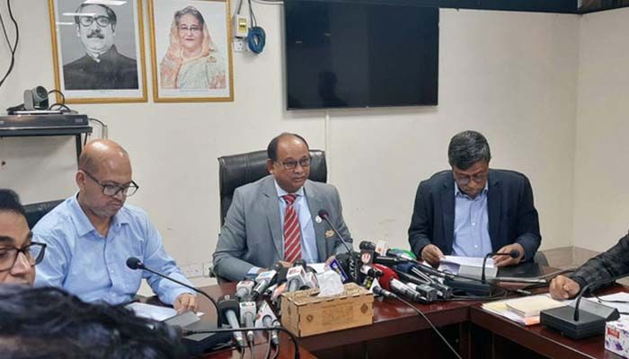 ঈদের টিকিট কাটার নিয়ম জানালেন রেলমন্ত্রী
