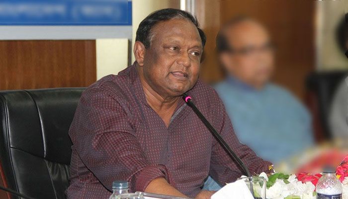 হুমড়ি খেয়ে পণ্য না কেনার অনুরোধ মন্ত্রীর