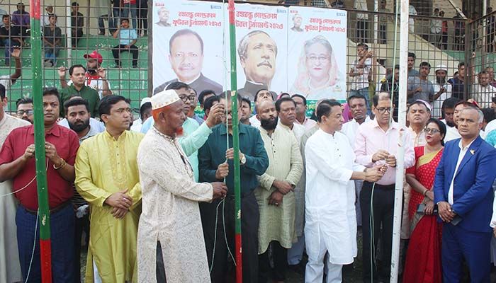 লক্ষ্মীপুরে বঙ্গবন্ধু ফুটবল টুর্নামেন্টের উদ্বোধন