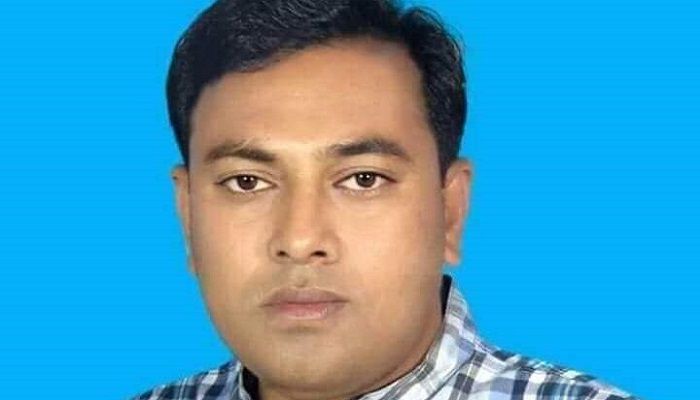 নাটোরে বিএনপি নেতাকে কুপিয়ে আহত