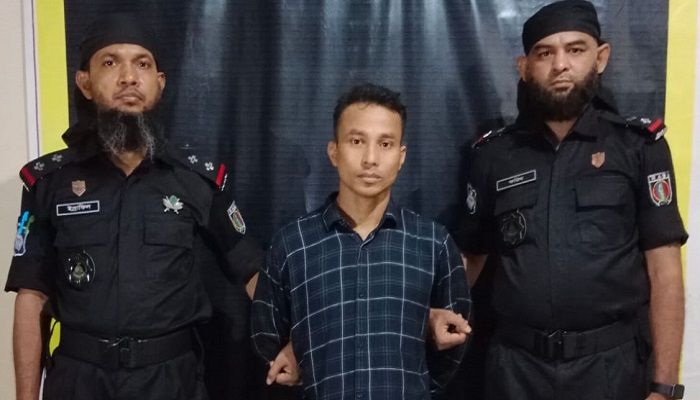 ১৮ বছর পলাতক থেকেও শেষ রক্ষা হলো না
