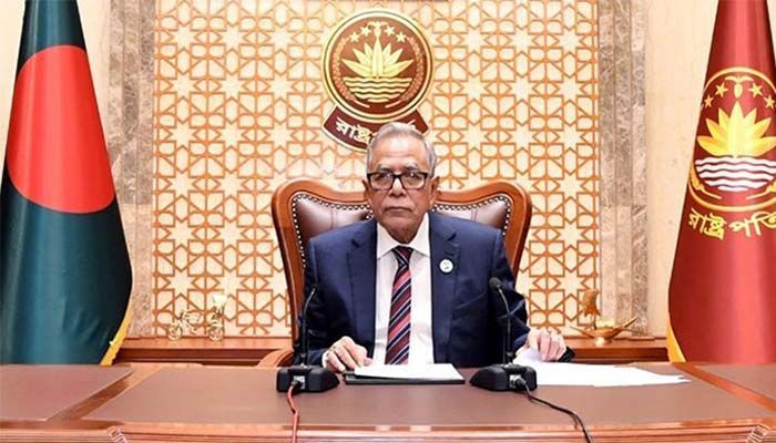 রাষ্ট্রপতি হিসেবে শেষ‌ ঈদের নামাজ আদায় করলেন আবদুল হামিদ