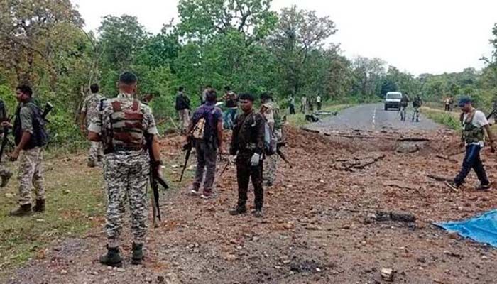ভারতে মাওবাদীদের ভয়াবহ হামলায় ১০ পুলিশ নিহত