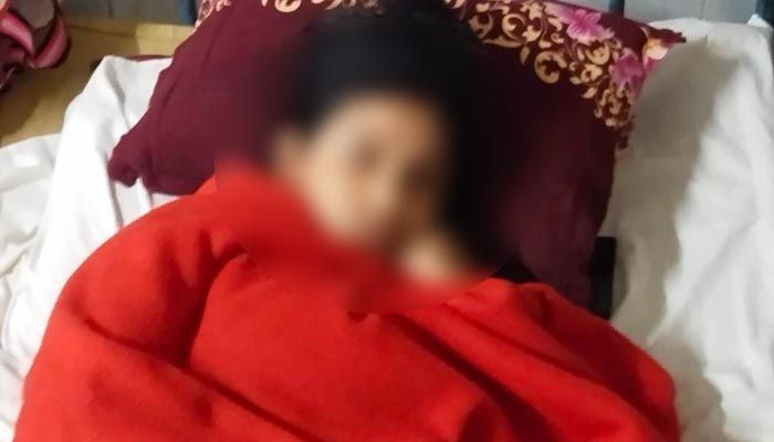 পরকীয়া নাকি অর্থ হাতিয়ে নেয়ার ফাঁদ