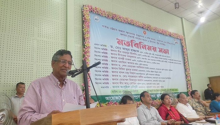 যারা গণতন্ত্রের নামে ষড়যন্ত্র করছে তাদের রুখে দেব: কৃষিমন্ত্রী