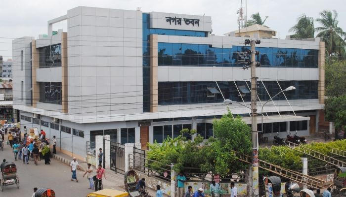 বরিশালে মেয়র পদে ১০ জনের মনোনয়নপত্র দাখিল