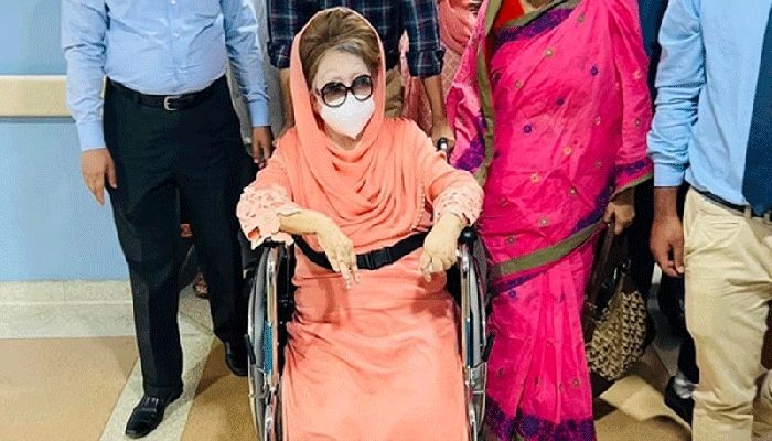 খালেদা জিয়াকে হাসপাতালেই থাকতে হচ্ছে