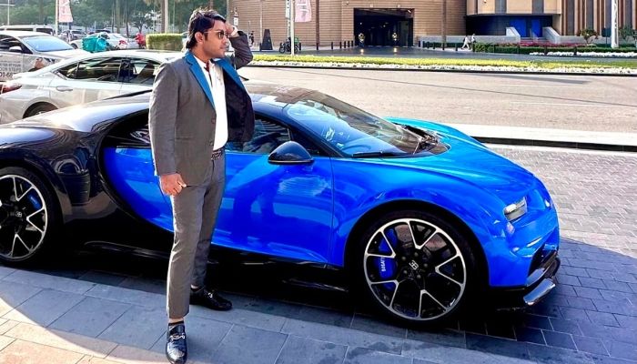 ‘জেল’ থেকে বেরিয়ে ফের লাইভে আরাভ খান