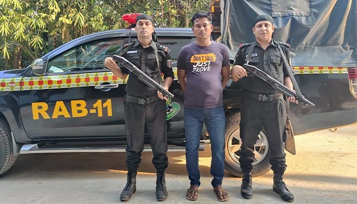 ১৭ বছরের সাজাপ্রাপ্ত আসামি গ্রেপ্তার