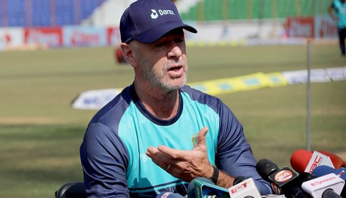 টাইগারদের ব্যাটিং কোচ থাকছেন না জেমি সিডন্স