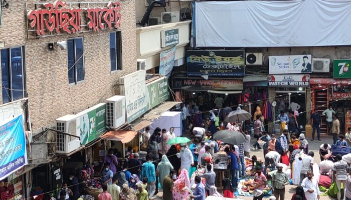 রাজধানীর গাউছিয়া মার্কেট ঝুঁকিপূর্ণ ঘোষণা