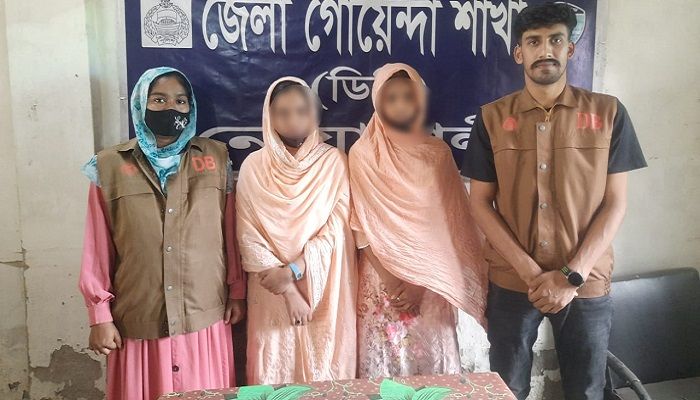টিকটকারদের ফাঁদ থেকে ২ কিশোরী উদ্ধার