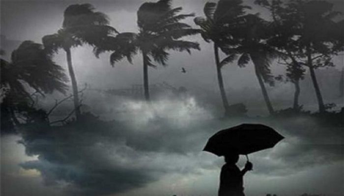 রাতে ৮০ কিমি বেগে ঝড়ের পূর্বাভাস