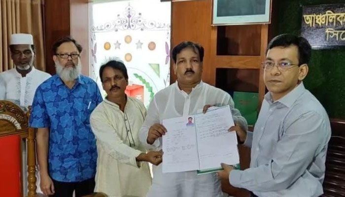 সিটি নির্বাচনে স্বামী মেয়র, স্ত্রী কাউন্সিলর প্রার্থী 