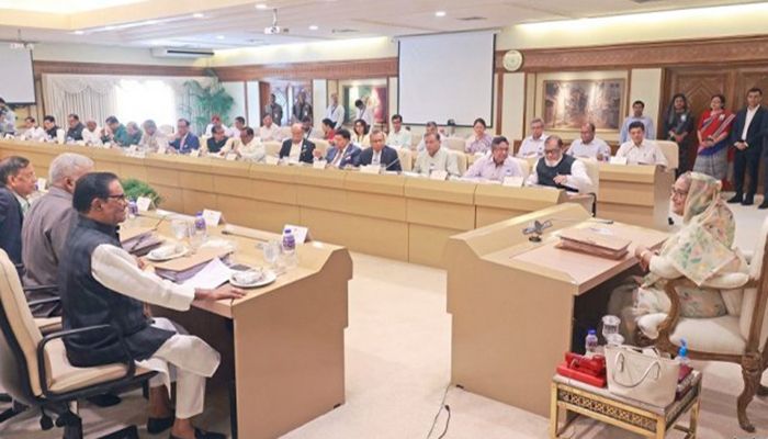 কৃষিপণ্যের নতুন বাজার খোঁজার নির্দেশ প্রধানমন্ত্রীর