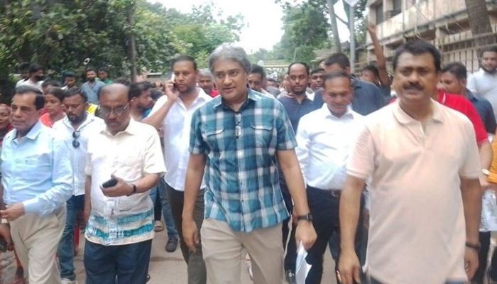 ঢাকা-১৭: প্রচারণার মাঠে আরাফাত, হিরো আলম নামবেন ঈদের পর 