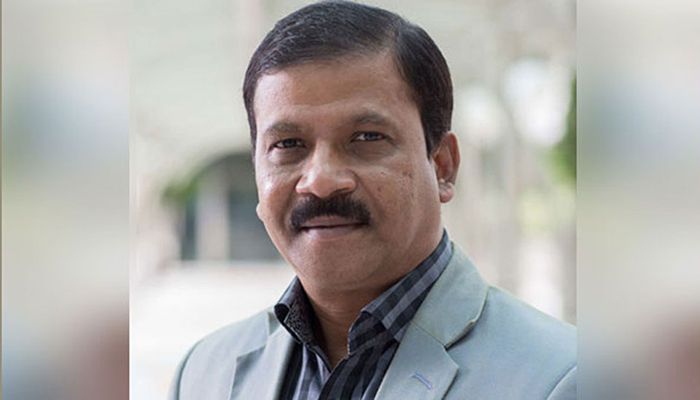 সবার কাছে মাফ চাইলেন অধ্যাপক আসিফ নজরুল