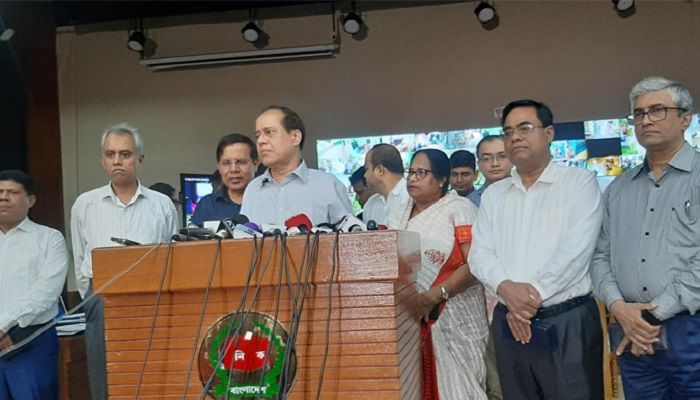 ফয়জুল করিমের ওপর হামলা নিয়ে সিইসি বললেন ‘উনি তো ইন্তেকাল করেননি’