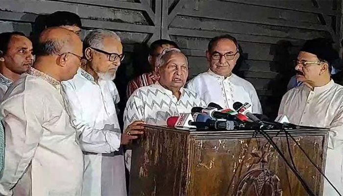 খালেদা জিয়ার সঙ্গে সাক্ষাৎ শেষে যা জানালেন বিএনপি নেতারা 